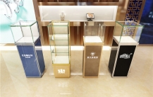 When buying jewelry display case, the importance of jewelry design and production is selected.