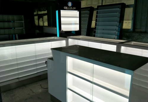 LED Illuminated mobile phone accessories kiosk with phone case display showcase