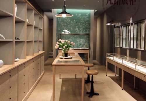 ​Wooden Jewelry Display Showcase for Store Decor